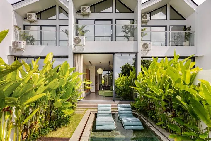 U Villas