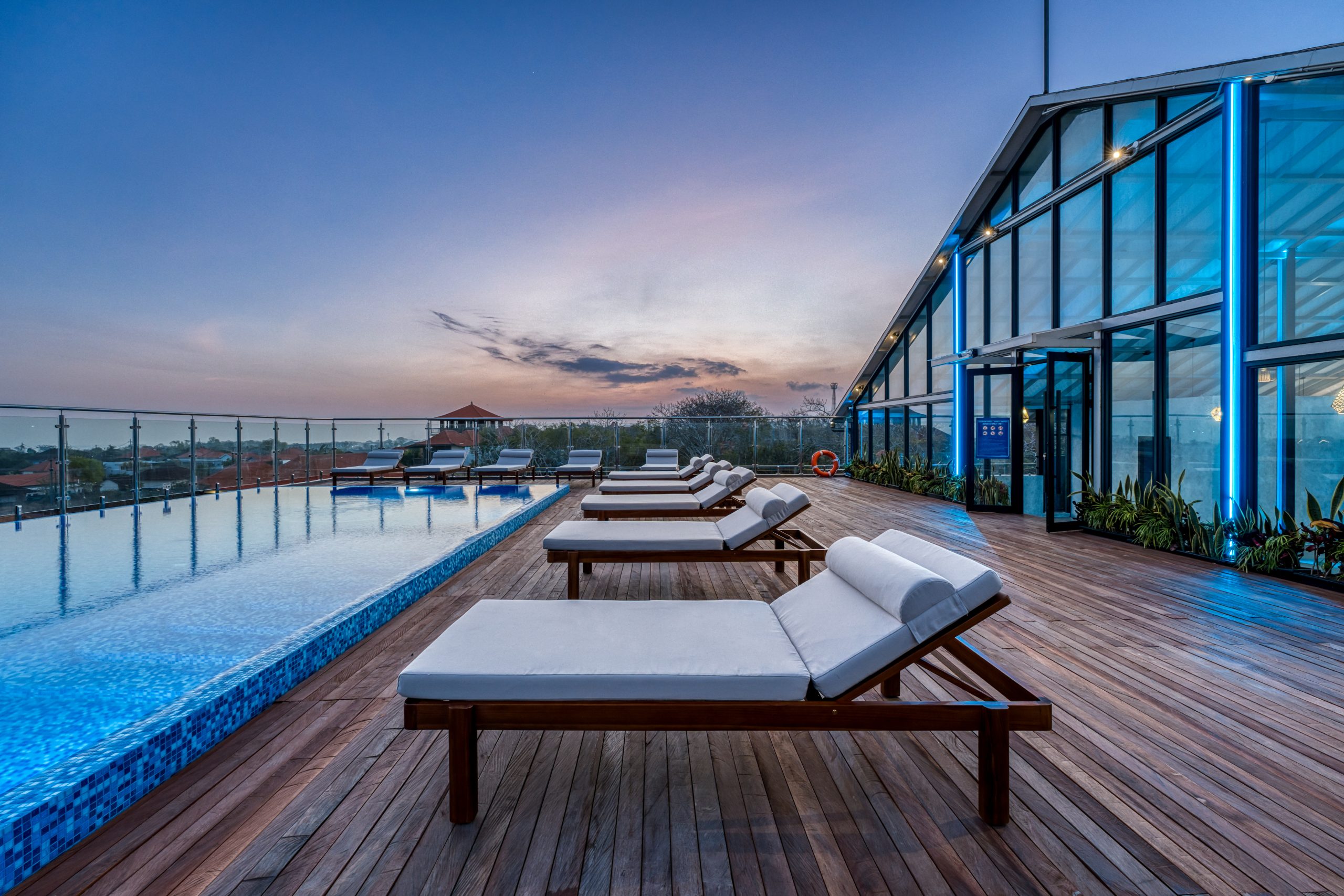 rooftop pool